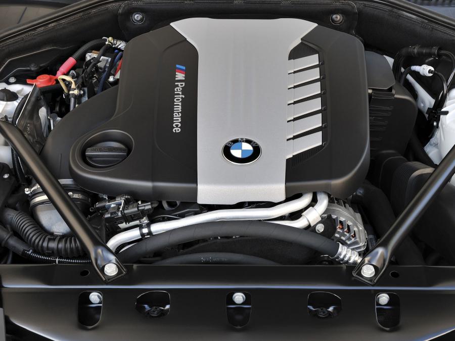  BMW 750d xDrive 2012 года  (фото 42 из 54)